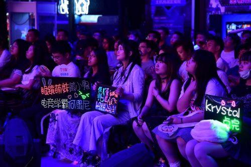 真假cp直播吃瓜盛宴,真假CP吃瓜大揭秘