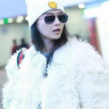 明星同款厚底毛毛鞋,温暖时尚一步到位