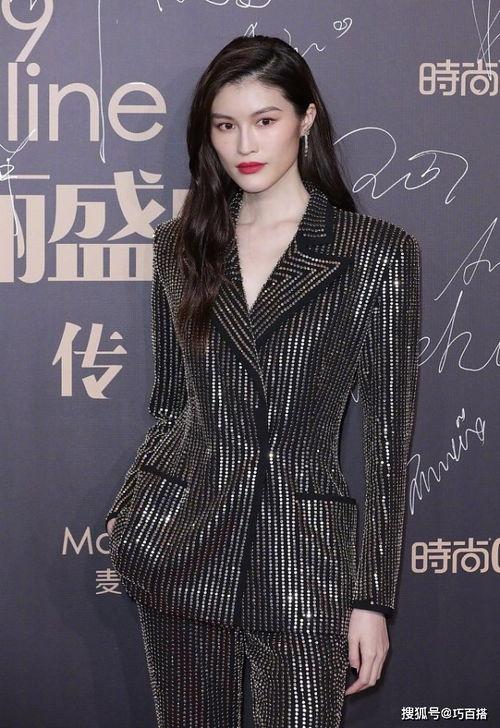 何穗 女明星,时尚界璀璨的东方明珠