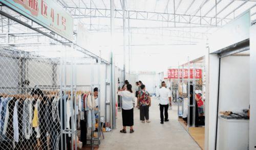 附近网红贴膜店铺,揭秘附近热门手机贴膜服务