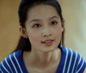 明星打分李沁,演艺圈新星，魅力与实力并存