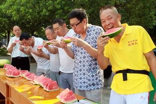 菜市场吃瓜比赛,瓜王争霸，欢乐无限